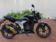 TVS Apache RTR 160 4V